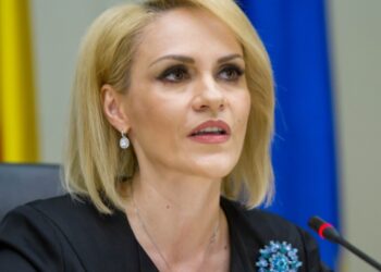 Ministrul Gabriela Firea anunță schimbări majore pentru toții copiii din România, în special pentru cei aflați în sistemul de protecție al statului