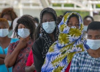 Africa este departe de sfârșitul pandemiei COVID: „Virusul încă circulă și, având în vedere rata scăzută de vaccinare, pandemia este încă foarte prezentă aici”