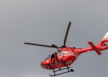 Femeie transferată cu elicopterul de la Alba la Oradea pentru a i se administra ser antibotulinic