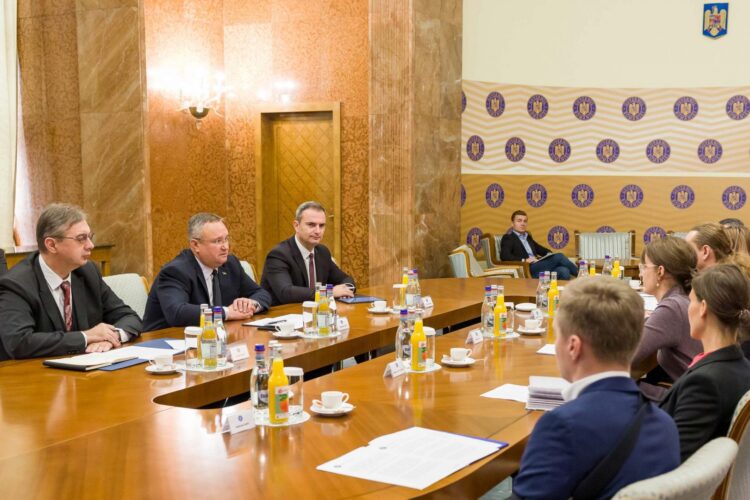 Prim-ministrul Nicolae-Ionel Ciucă, întâlnire cu reprezentanți ai finanțatorilor think-tank-urilor românești