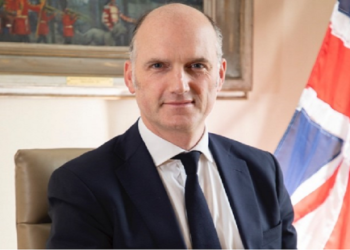 Secretarul de stat britanic pentru Europa, Leo Docherty, în vizită oficială la București: „Marea Britanie şi România sunt aliaţi importanţi ai NATO, în strânsă coordonare cu partenerii internaţionali, care se opun ferm atacului brutal al lui Putin asupra suveranităţii Ucrainei”