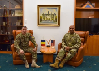Comandantul Forțelor Terestre al SUA pentru Europa și Africa s-a întâlnit cu generalul Daniel Petrescu la sediul MApN