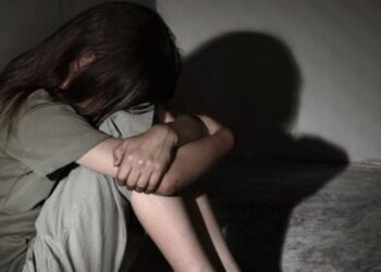 Un băcăuan a fost reținut pentru viol, act sexual cu un minor și pornografie infantilă. Victima avea 16 ani la data săvârșirii faptelor