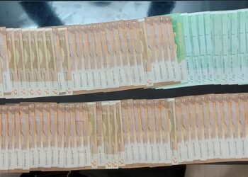 DIICOT a efectuat 13 percheziții într-un dosar de spălare a banilor proveniți din comiterea infracțiunilor de fraudă informatică și înșelăciune