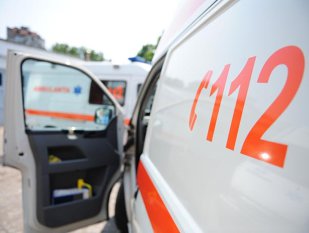 Accident rutier pe raza localității Bizighești, între un microbuz și un autoturism. Două persoane au fost rănite