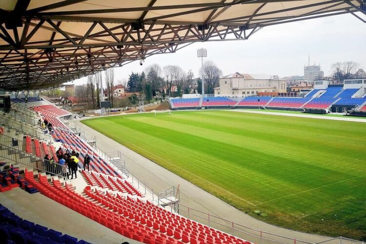 Chindia Târgoviște, prima echipă din lume care a retrogradat, după ce și-a inaugurat noul stadion!