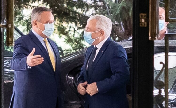 Nicolae Ciucă l-a făcut praf pe Mugur Isărescu: „Se caută soluții pentru ‘misiunea imposibilă’ a limitării deficitului și a inflației!”
