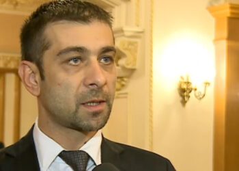 PNL vrea să taie voucherele de vacanță pentru bugetari, ca să oprească tăvălugul deficitului financiar!