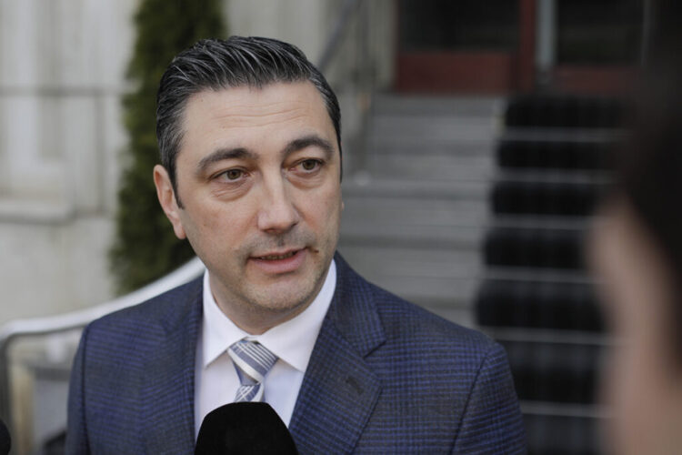 Cum s-au produs exploziile de la Crevedia? Doi șoferi ar fi încercat să transfere gaz în altă cisternă, cu un furtun