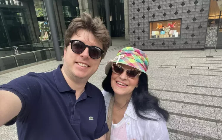Angela Gheorghiu a sărbătorit 10 ani de relație cu iubitul tinerel, chiar de ziua ei! Mesajul postat de soprană: „Happy…”