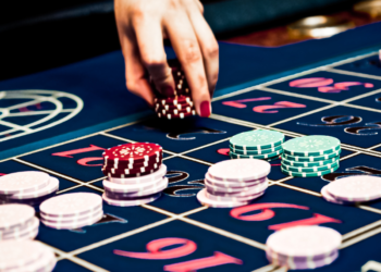 Istoria cazinourilor: De la Casino di Venezia la Dracula Casino