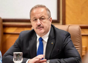 Vasile Dîncu îl ironizează pe Klaus Iohannis în scandalul dronei ruseșt căzute în România: S-a grăbit!