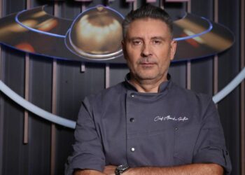 Cine e celebrul Chef Alexandru Sautner? Noul jurat de la Chefi la Cuțite se mândrește cu o carieră de 33 de ani!