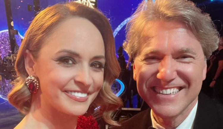 A rămas un mare seducător: Florin Răducioiu a invitat-o pe Andreea Marin pe scenă