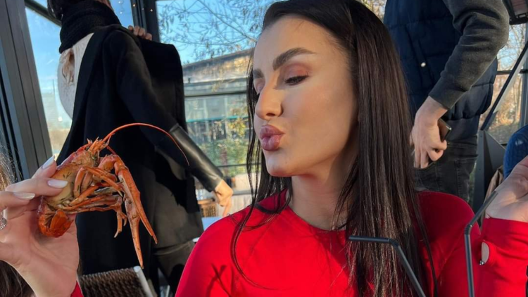 Larisa a lui Pescobar, o eroină care va rămâne alaturi de Ana Aslan și Ecaterina Teodoroiu în galeria celor care și-au servit țara!