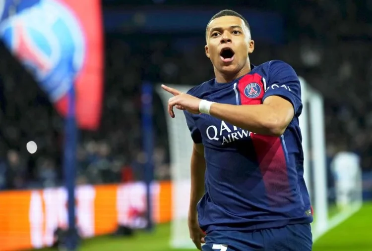 Kylian Mbappe a semnat pe 5 ani cu Real Madrid!