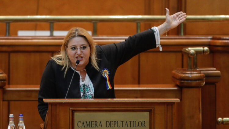 Şoşoacă: Partidul SOS România condamnă ferm abuzurile asupra președintelui organizației municipale Suceava şi va acţiona pentru aducerea în faţa justiţiei a tuturor celor implicaţi!