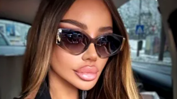 Bianca Drăgușanu, cea mai frumoasă și mai decentă româncă din toate timpurile, își vinde apartamentul ca să se mute la Dubai!