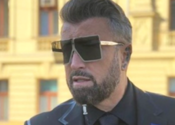 Cătălin Botezatu, iubirea vieții pentru milioane de românce și de italience, își face unghiile cu ojă fiindcă așa este trendul