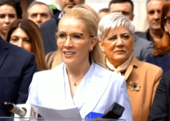Ioana Ramona Bruynseels, candidatul AUR la Primăria Sector 1: Clotilde Armand trebuie să plece acasă! Mandatul său poate fi legat de un singur cuvânt – dezastru!
