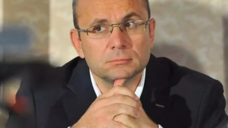 Cozmin Guşă: Nu am respins propunerea liderului AUR de a mă evalua în sondaje pentru Bucureşti pentru că, într-un fel, în Simion mă văd pe mine
