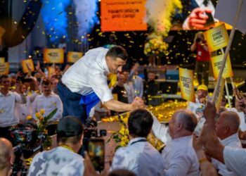 George Simion: „Voi fi președintele care vă ascultă. Maxim 300 de parlamentari, maxim 12 ministere, e timpul ca statul să lucreze pentru voi, nu voi pentru stat”