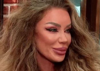 Bianca Drăgușanu, care răvășește plajele la 42 de ani și lasă bărbații cu gura căscată, rămâne cea mai frumoasă româncă din istorie, răvășind și cartea de istorie