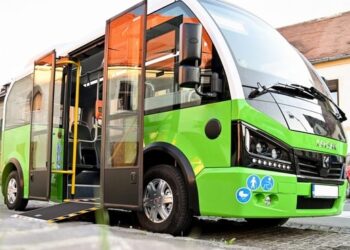 Primăria comunei Miroslava a dat publicității noul program de transport comunitar