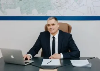 Lovitură pentru primarul comunei Tarcău! Va rămâne în arest preventiv
