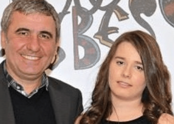 Kira Hagi, fata regelui care preferă să muncească în loc să stea pe banii lu’ tata, ca alții, se mărită. Și face nuntă tot pe banii ei