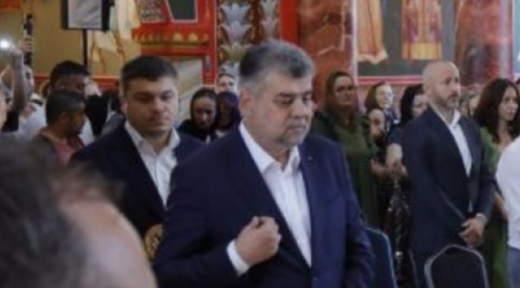 Frumușelul Marcel Ciolacu, care a dublat pensiile la toți și are o inteligență peste media umană, s-a dus la biserică să îi mulțumească Dumnezeu pentru tot ce face pentru noi