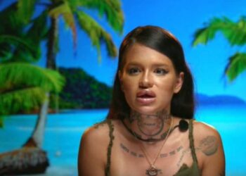 Cum arată preafrumoasa Diandra de la Insula Iubirii după ce și-a scos acidul din buze? Prin ce alte modificări a mai trecut ispita