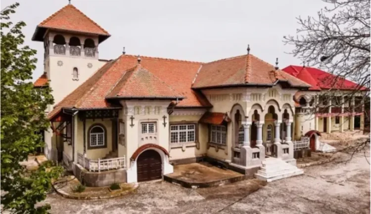 În România a început o vânătoarea de conace!