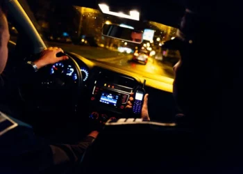 Urmărire ca-n filme, noaptea de la Horodnic de Sus la Marginea, între polițiști și vitezomani! S-a lăsat cu accident!
