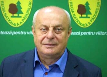 Directorul Romsilva, Teodor Țigan, care a încasat prima de pensionare de 100.000 de euro s-a reangajat tot la Romsilva, tot ca director, și obține 9.000 de euro lunar, salariu plus pensie.