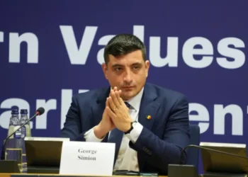 George Simion: Ne exprimăm dezacordul pentru felul în care este tratată opoziţia în Parlamentul României