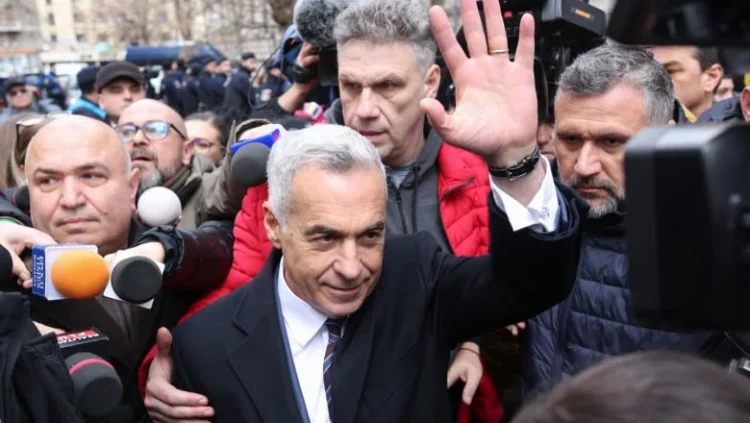 Călin Georgescu: „De călătoriile lui Iohannis sau ale lui Ciolacu cu avioane private pe banii poporului nu mai spune nimeni nimic?”