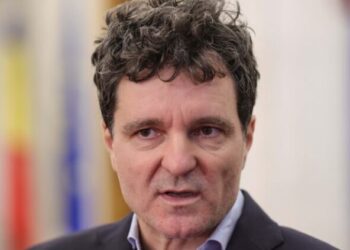 Nicușor Dan își ține la secret oligarhii! Milioane de euro cheltuite pe bannere și propagandă electorală