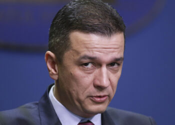 Sorin Grindeanu s-a săturat de muncă! A lăsat Ministerul Transporturilor ca să se dedice total ciordelilor din PSD!