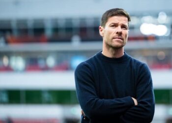 Xabi Alonso a cerut conducerii clubului Real Madrid să-i prelungească contractul lui Modric