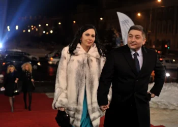 PNL vrea să impună o nouă taxă! „Vrei drumuri asfaltate? Bifezi taxa de infrastructură. Nu vrei? Circuli pe gropi cu onoare, demnitate și cauciucuri schimbate lunar”