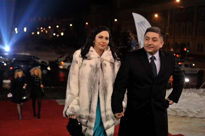 PNL vrea să impună o nouă taxă! „Vrei drumuri asfaltate? Bifezi taxa de infrastructură. Nu vrei? Circuli pe gropi cu onoare, demnitate și cauciucuri schimbate lunar”