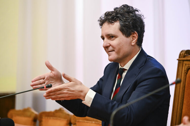 Nicușor Dan, amendat de AEP după ce a câștigat președinția României. Totul a ieșit la iveală după declarația lui Călin Georgescu!