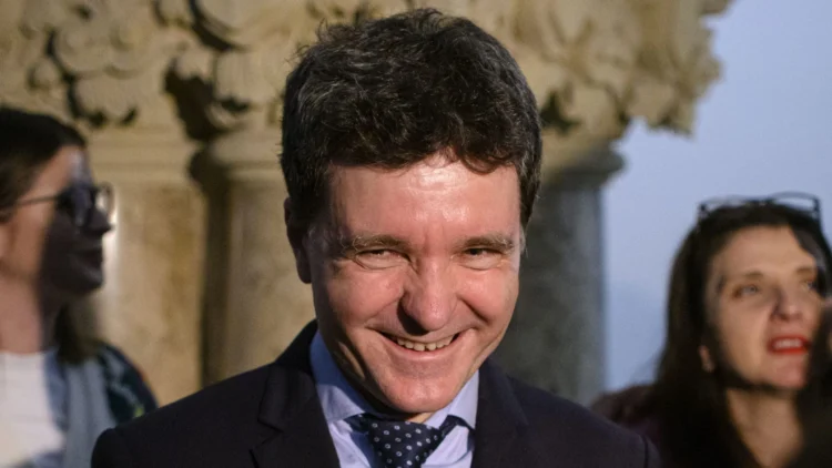 Nicușor Dan își dorește desființarea României, așa cum o știm! Ce măsuri va lua?