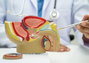 De ce nu trebuie ignorate infecțiile urinare la bărbați: riscuri și soluții